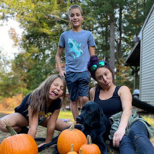 Meet your Posher, Cara